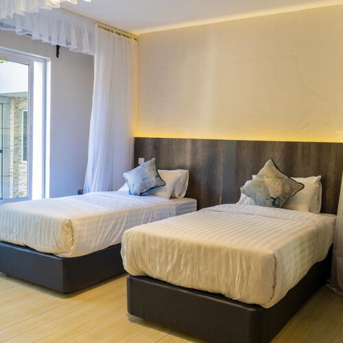 Deluxe Suite Twin Bed