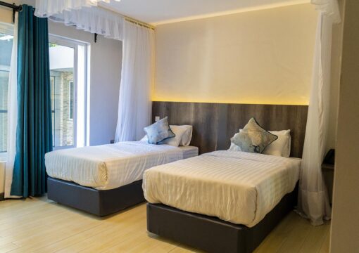 Deluxe Suite Twin Bed